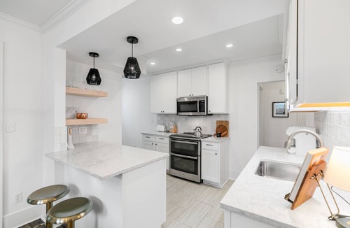 Fayetteville House | Location! - The Davidson - Charming Home in Fayetteville Historic District