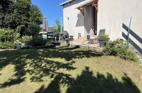 Folligny House | Location Vacances Avec Jardin 6-7 Personnes