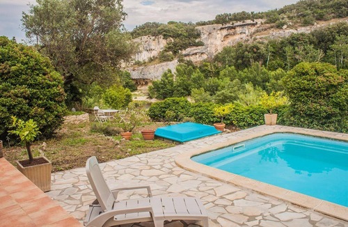 Collias Villa | Location Vacances LA Villa DU Gardon-riviere-vue Pano SUR LES Gorges