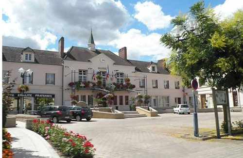 Neuvy-sur-Loire Apartment | Location Vignerons