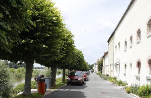 Neuvy-sur-Loire House | Locations de la centrale de Belleville