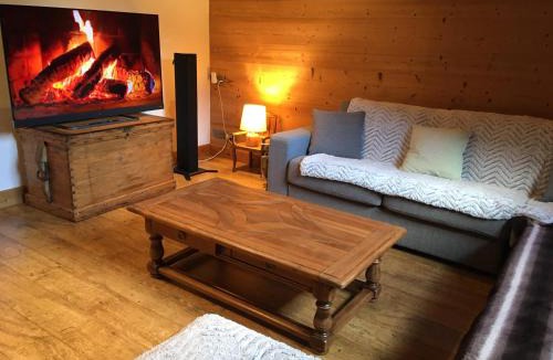 Les Clefs Apartment | locdecharme