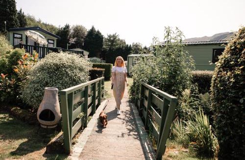 Cowal Peninsula Ski Chalet | Loch Eck Holiday Park