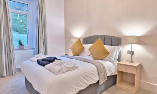 Cowal Peninsula Ski Chalet | Loch Eck Holiday Park