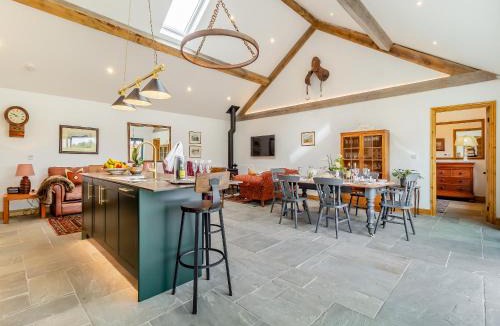 Thetford House | Loch Farm Stables