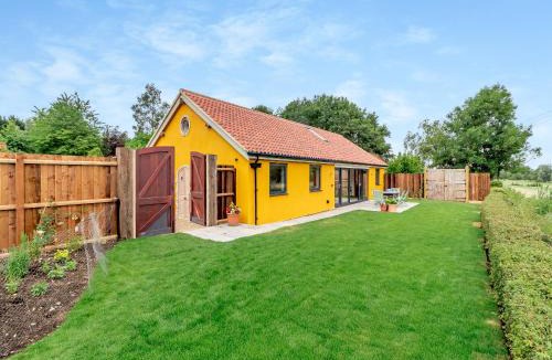 Thetford House | Loch Farm Stables