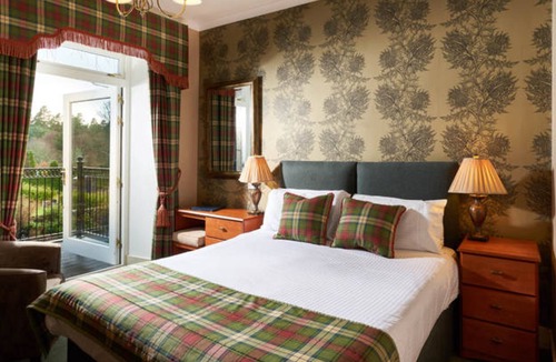 Dinnet Hotel | Loch Kinord Hotel