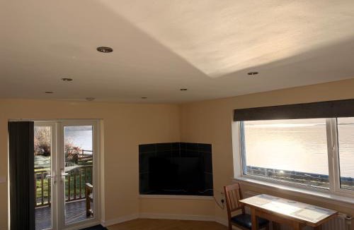 Mallaig Apartment | Loch Morar Private Suite