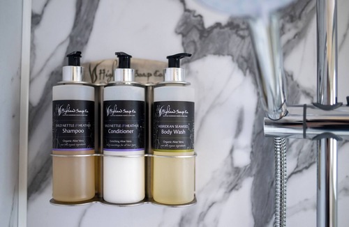 Lewiston Hotel | Loch Ness Clansman Hotel