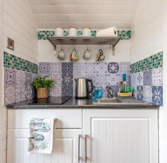 Lewiston Apartment | Loch Ness Hideaway Pod