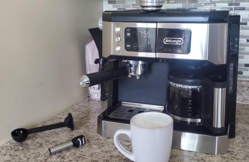 Antigonish County House | Lochaber Lakeview Cottage