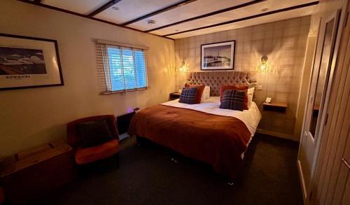 Port Charlotte Hotel | Lochindaal Hotel