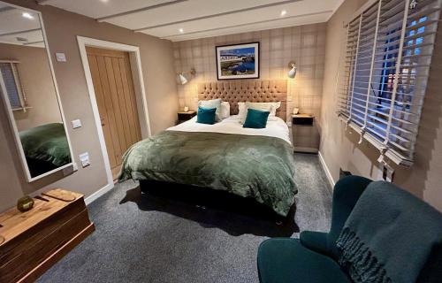 Port Charlotte Hotel | Lochindaal Hotel