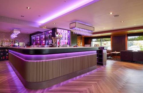 Cumnock Hotel | Lochside House Hotel & Spa