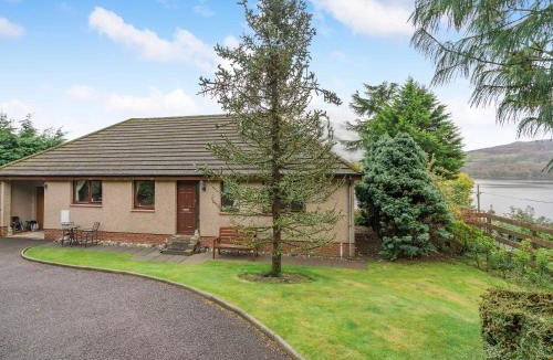 Lochearnhead House | Lochside View