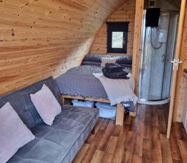 Caroy Apartment | Lochview Pods