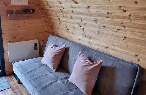 Caroy Apartment | Lochview Pods