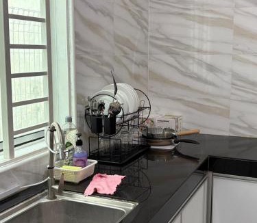 Daerah Kulai House | Lock homestay