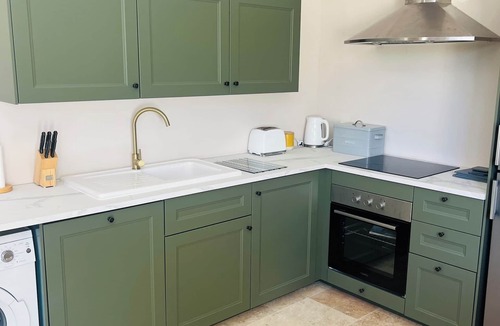 Marseillette Apartment | Lock view, newly renovated apartment on Canal Du Midi, near Carcassonne