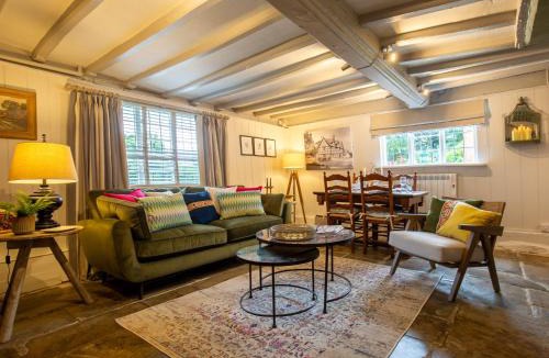 Quedgeley House | Locke's Cottage