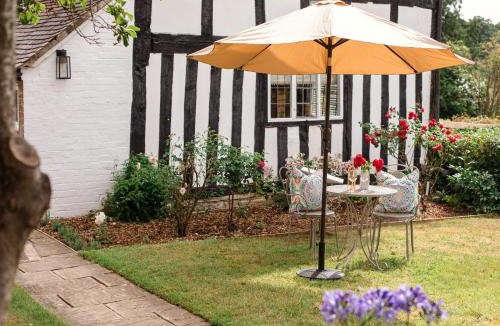 Quedgeley House | Locke's Cottage