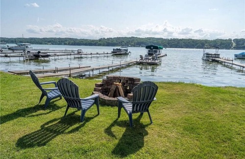 Livonia House | Lockheart on Conesus Lake