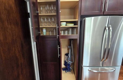 Lockport House | Lockport Haven/3 King Beds/Wi-fi/Near Downtown!