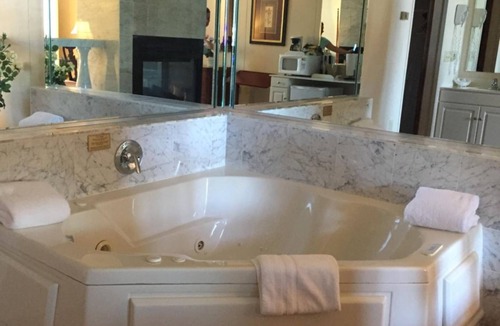 Lockport Hotel | Lockport Inn & Suites