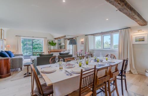 Brimpsfield House | Locks Cottage