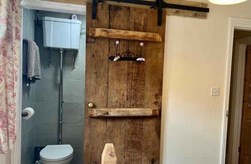 Beccles House | Locks Lane Cottage