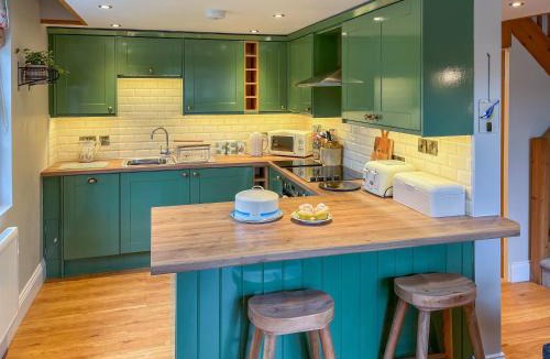 Salton House | Lockwood Barn