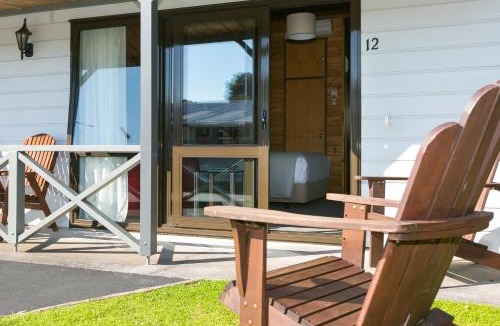 New Plymouth Hotel | Lockwood Manor Motel