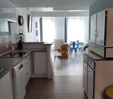 Semur-en-Auxois Apartment | LocN'roll