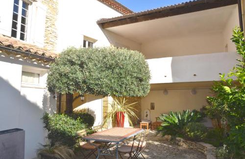 Lirac Bed & Breakfast | LOCUS AMOENUS