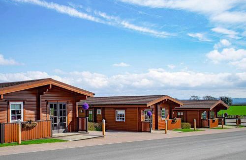 Bishopton Apartment | Lodge 5 - Uk51251