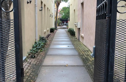 French Quarter House | Lodge Alley - Downtown Historic District - Incredible Location