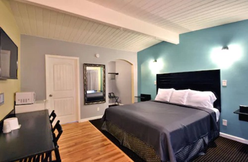 Stockton Hotel | Lodge at 32nd