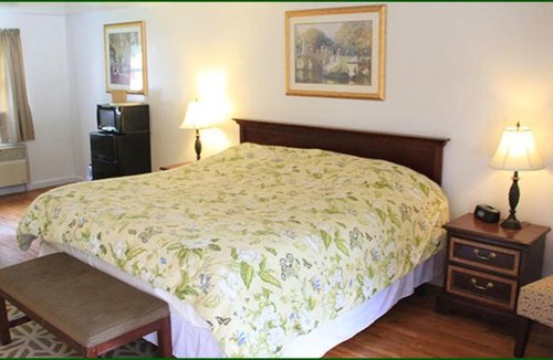 West Kennebunk Hotel | Lodge at Kennebunk