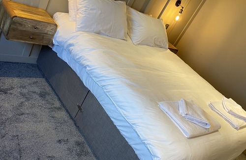 Mansfield Hotel | Lodge at Tap Haus