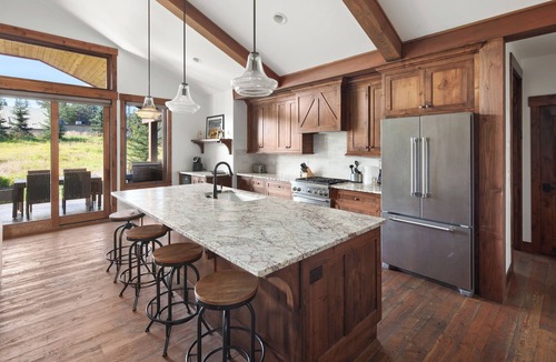 Whitefish Hotel | Lodge at Whitefish Lake