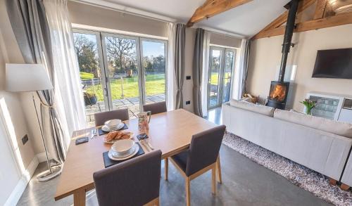 Wellingborough House | Lodge Barn Annexe