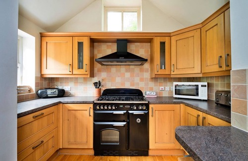 Symonds Yat Apartment | Lodge by River Wye with Private River Access