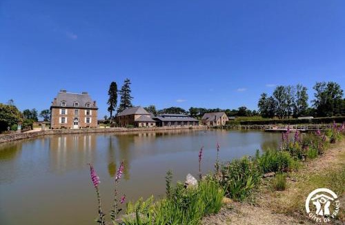 Mezieres-sur-Couesnon House | Lodge de l'etang