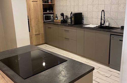 Beaupreau House | Lodge Du Château, large, spacious and friendly.