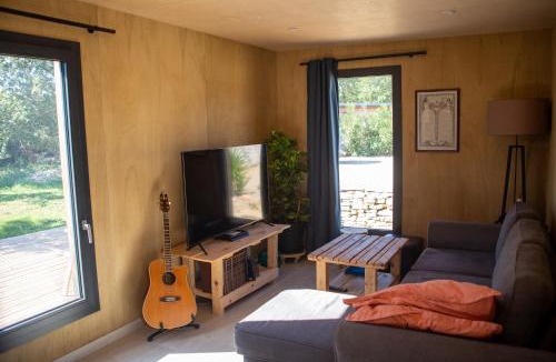 Le Garn House | Lodge en bois séjour insolite sous les étoiles