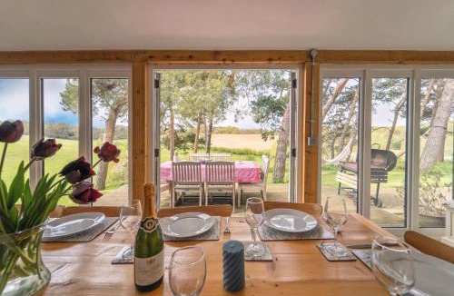 Ipswich House | Lodge Farm