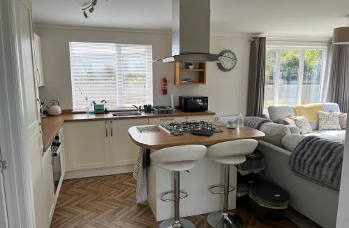 Padstow Ski Chalet | Lodge in St Merryn