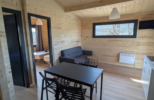 Serrieres-sur-Ain Ski Chalet | Lodge La Bruyère