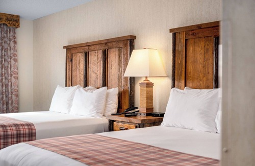 Branson Theater District Hotel | Lodge Of The Ozarks