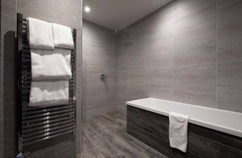 Luss Hotel | Lodge on Loch Lomond Hotel